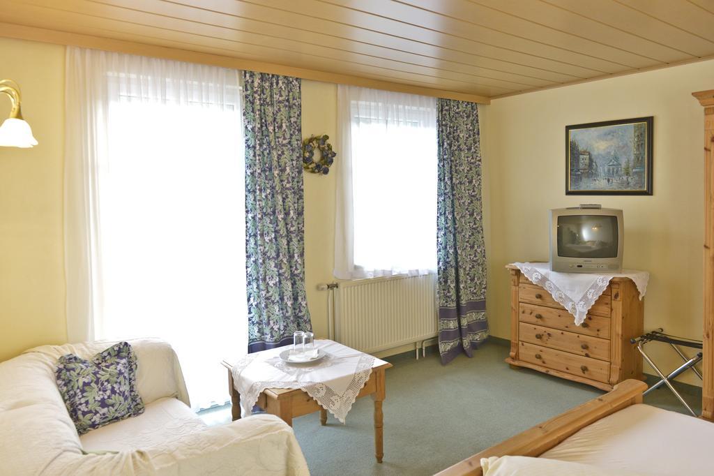 Pension Zierlinger Senftenberg Room photo